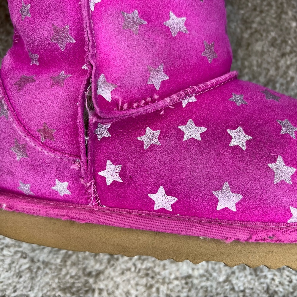 Classic pink uggs - Picture 6 of 6